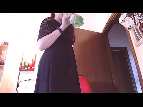 ❤️ Submisívna otrokyňa, ktorá miluje špinavé a šťavnaté nohavičky, je po zhliadnutí tohto videa nútená masturbovať! ❤ Porno video na sk.hentaiser.ru ❌
